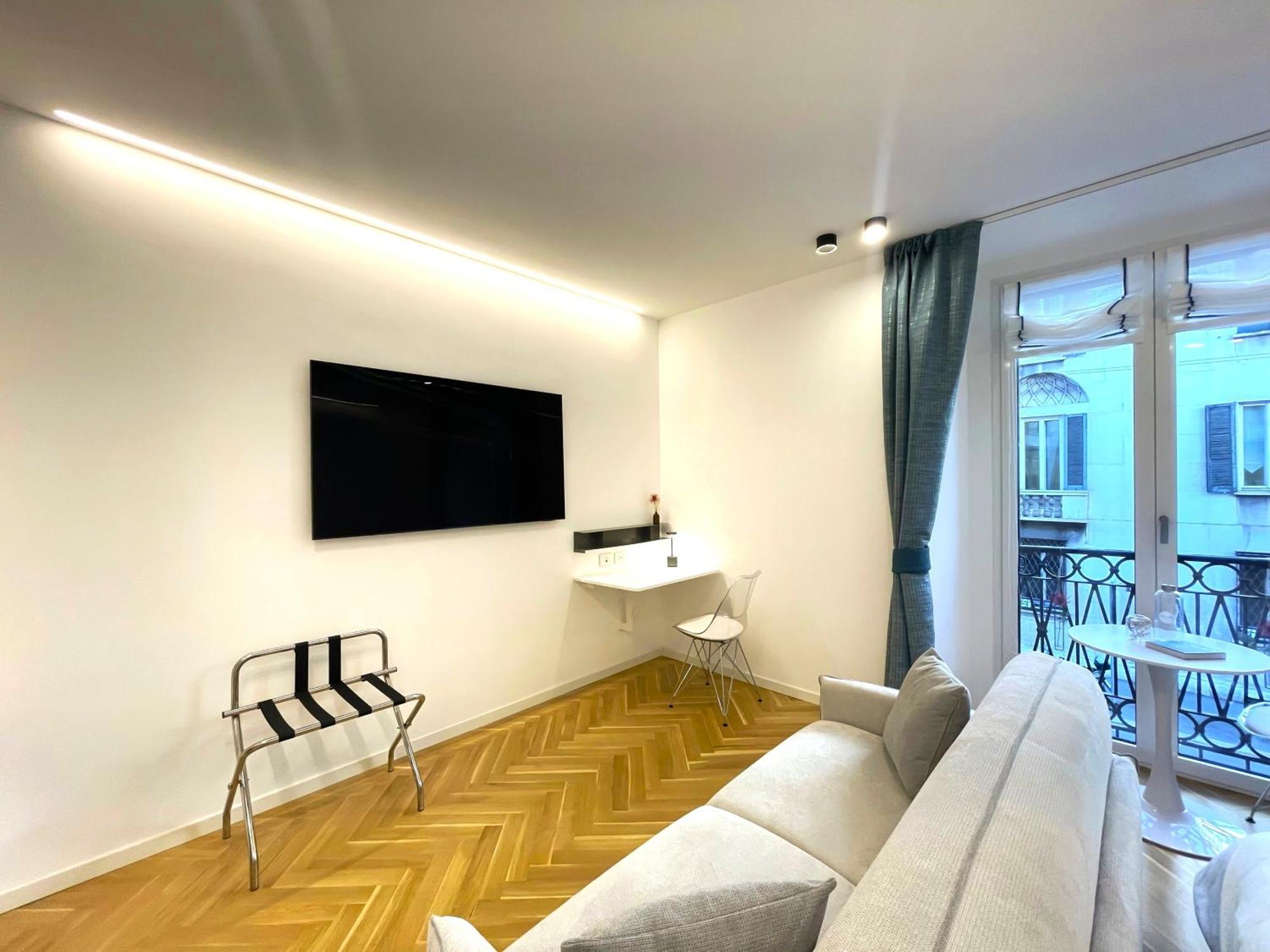 Hotel B And G San Babila- Luxury In The Heart Of Milano - Design District Exteriér fotografie