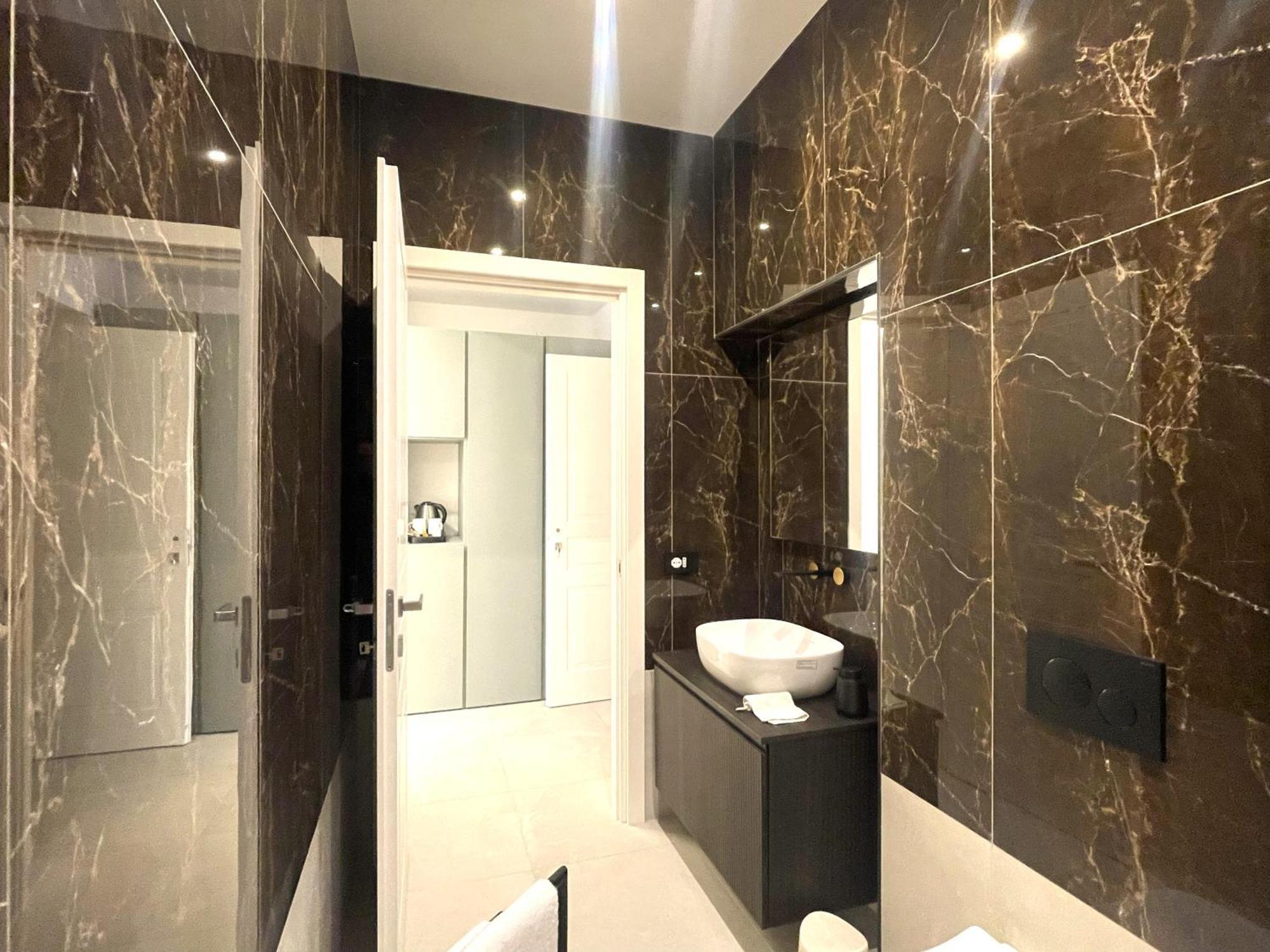 Hotel B And G San Babila- Luxury In The Heart Of Milano - Design District Exteriér fotografie
